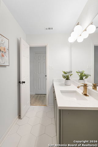 Image 16 of 24 For 407 Cushing