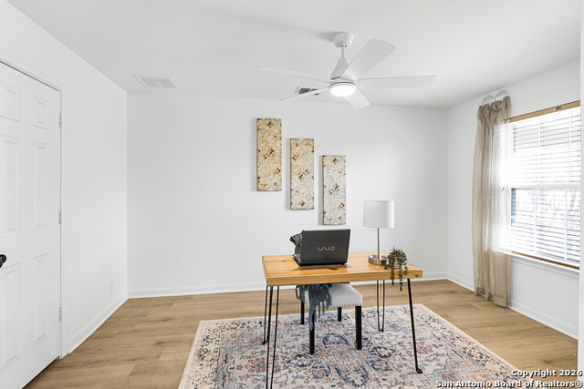 Image 4 of 24 For 407 Cushing