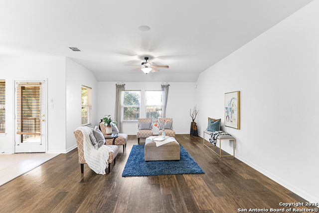 Image 7 of 24 For 407 Cushing