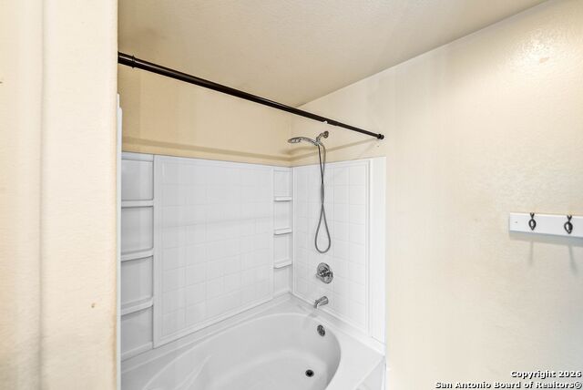 Image 20 of 30 For 2211 Mission Verde