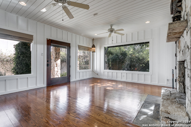 Image 19 of 31 For 430 Thelma Dr.