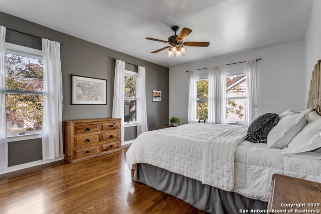 Image 23 of 31 For 430 Thelma Dr.