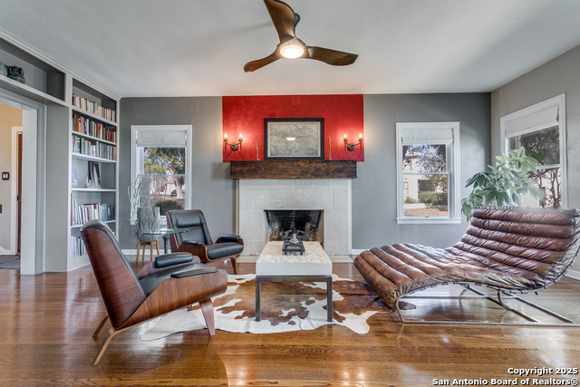 Image 5 of 31 For 430 Thelma Dr.