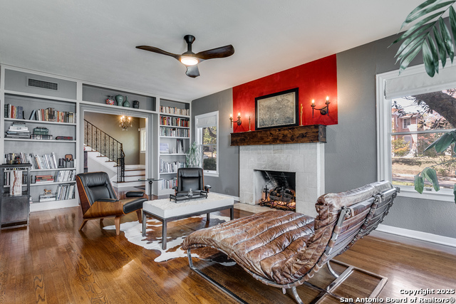 Image 6 of 31 For 430 Thelma Dr.