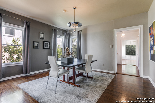 Image 9 of 31 For 430 Thelma Dr.