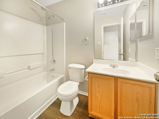 Image 6 of 18 For 5006 Meridian Farm