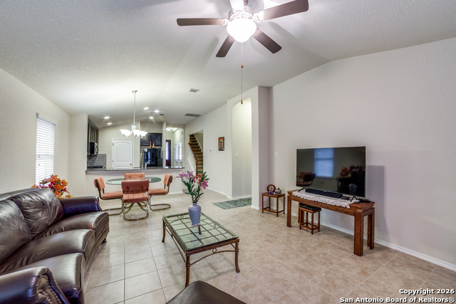 Image 11 of 25 For 8515 Loska  