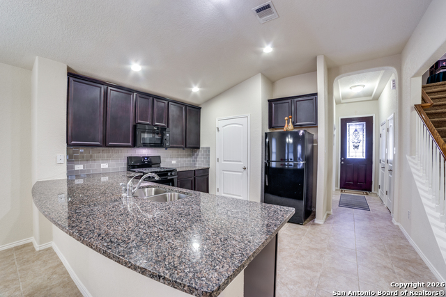 Image 6 of 25 For 8515 Loska  