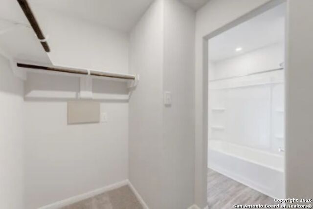 Image 7 of 9 For 119 Sutton Place