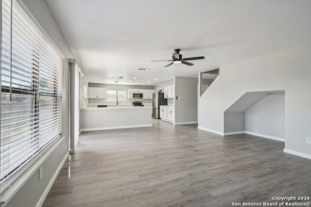 Listing photo id 7 for 8110 Stagwood Hill