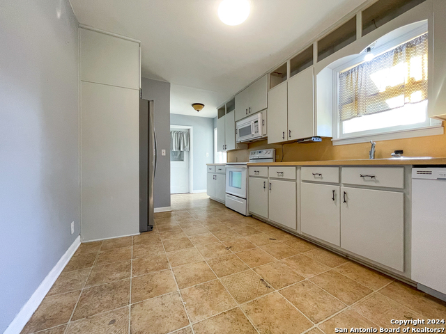 Image 12 of 17 For 523 Merriweather