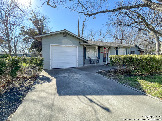 Image 2 of 17 For 523 Merriweather