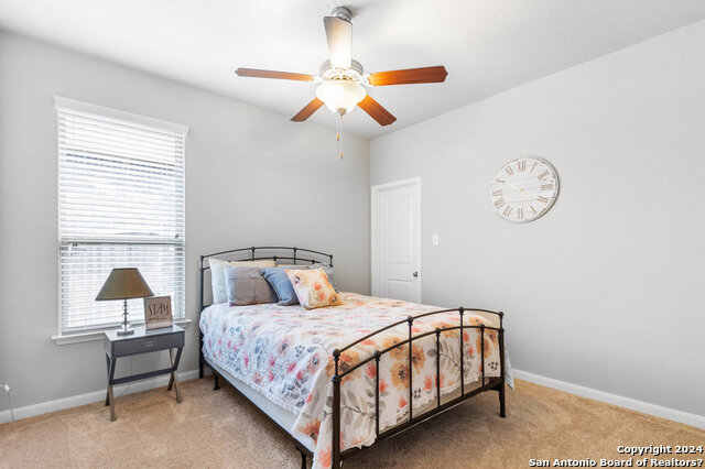 Image 12 of 28 For 1019 Stone Crossing