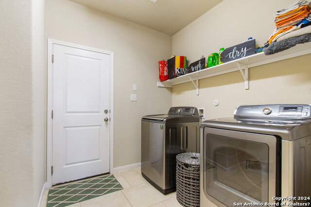 Image 24 of 28 For 1019 Stone Crossing