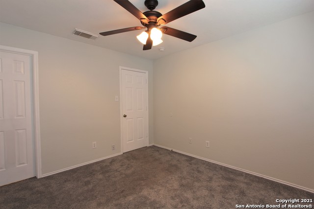 Listing photo id 11 for 2518 Paddle  