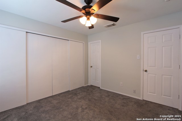 Listing photo id 12 for 2518 Paddle  