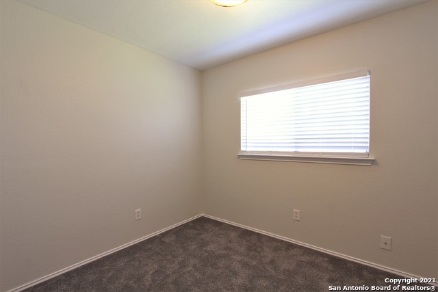 Listing photo id 16 for 2518 Paddle  