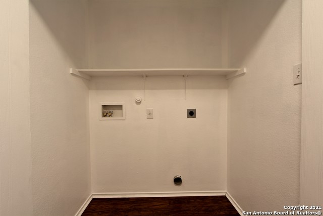 Listing photo id 21 for 2518 Paddle  