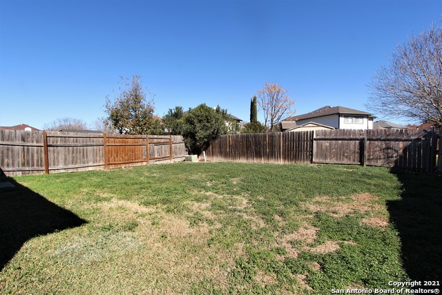 Listing photo id 22 for 2518 Paddle  