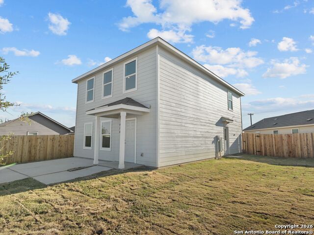 Image 2 of 26 For 910 Stricker Path