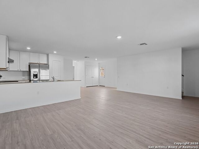 Image 6 of 26 For 910 Stricker Path