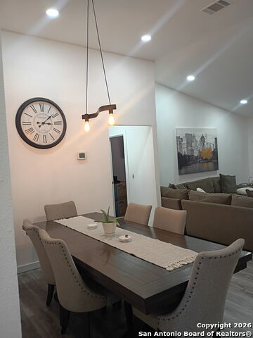 Image 8 of 15 For 6723 Raintree