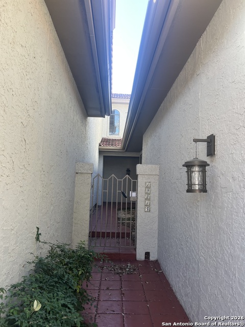 Image 5 of 40 For 19215 Tanoan