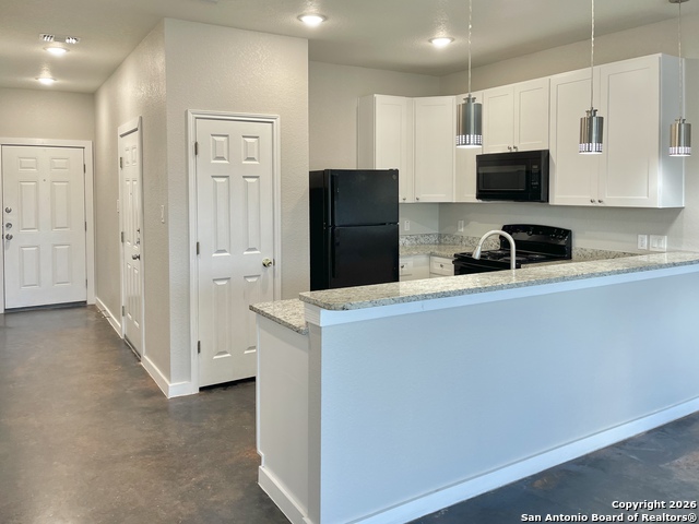 Image 4 of 16 For 6938 Crestway Rd  1