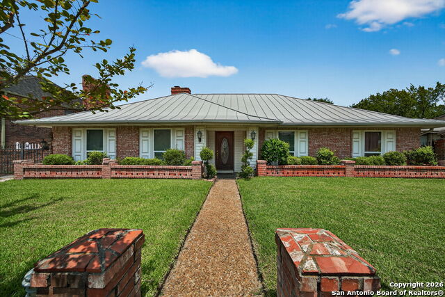 Image 3 of 13 For 3413 Foxbriar