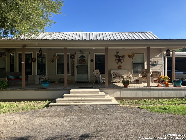 Details for 11529 Us Highway 90, Knippa, TX 78870