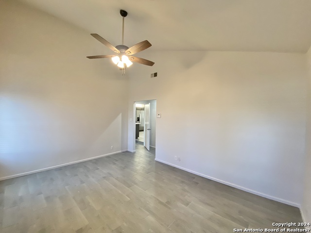 Image 13 of 23 For 2934 Oak Leigh