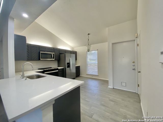 Image 3 of 23 For 2934 Oak Leigh