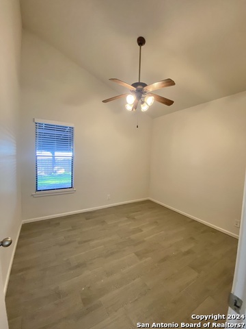 Image 7 of 23 For 2934 Oak Leigh