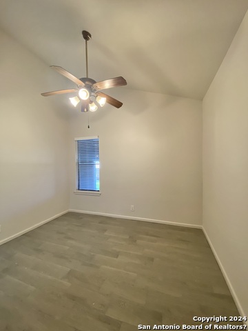 Image 8 of 23 For 2934 Oak Leigh