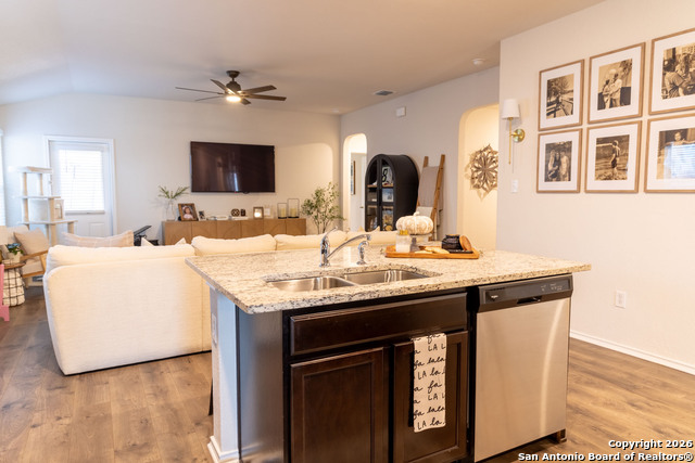 Image 13 of 23 For 29559 Copper Gate