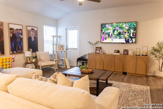 Image 8 of 23 For 29559 Copper Gate