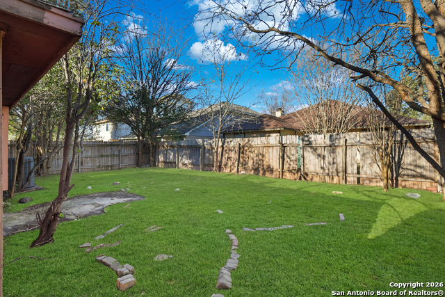 Image 18 of 27 For 3511 Herron  