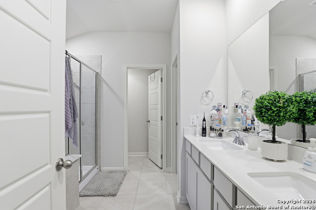 Image 20 of 24 For 18207 Ansley