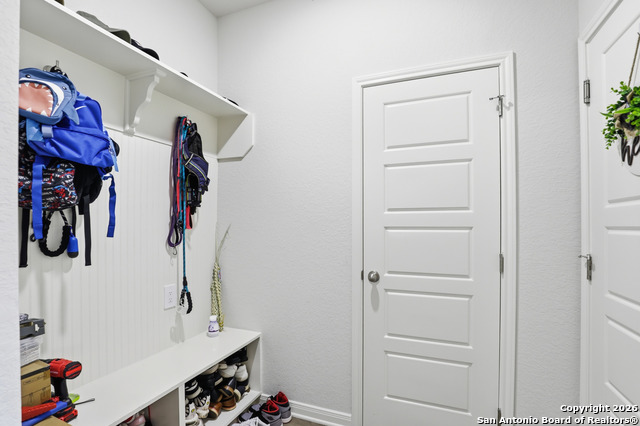 Image 4 of 24 For 18207 Ansley