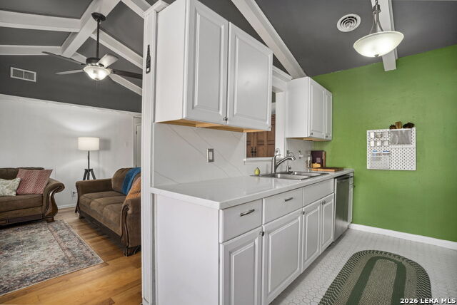 Image 14 of 35 For 4939 Hershey