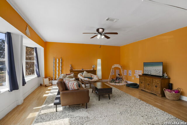 Image 28 of 35 For 4939 Hershey