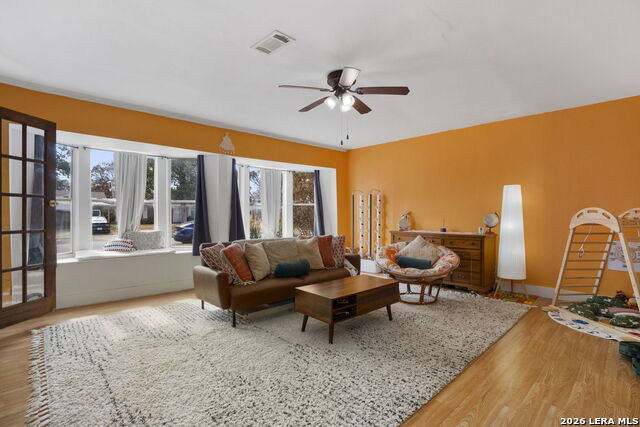 Image 29 of 35 For 4939 Hershey