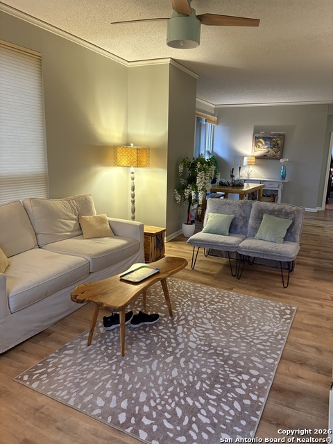 Image 4 of 4 For 1 Towers Park 212