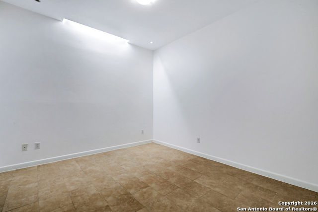 Image 8 of 11 For 17902 La Cantera  Unit 315