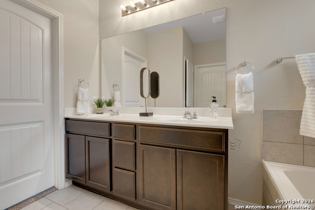 Image 17 of 30 For 428 Kings Way