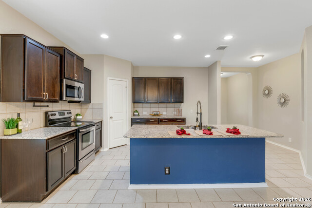 Image 6 of 30 For 428 Kings Way