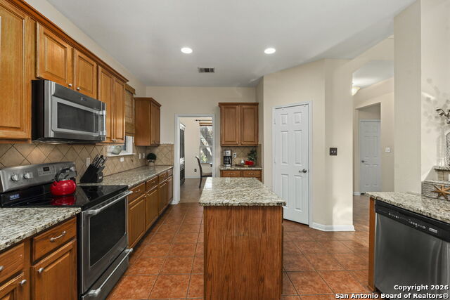 Image 16 of 37 For 10648 Black Horse