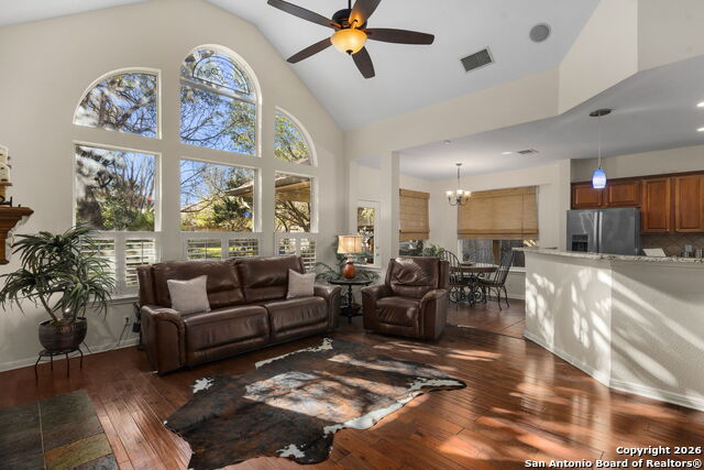 Image 17 of 37 For 10648 Black Horse