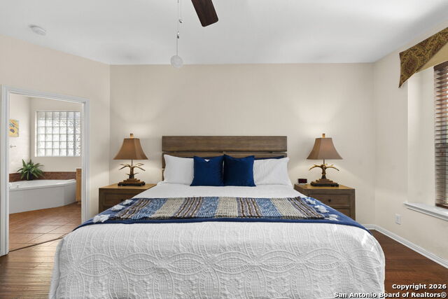 Image 21 of 37 For 10648 Black Horse