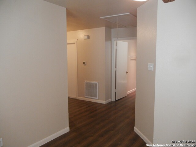 Listing photo id 1 for 13017 Oconnor Cv